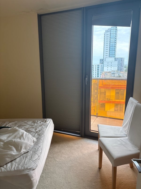 Room Warton Road in Greater London