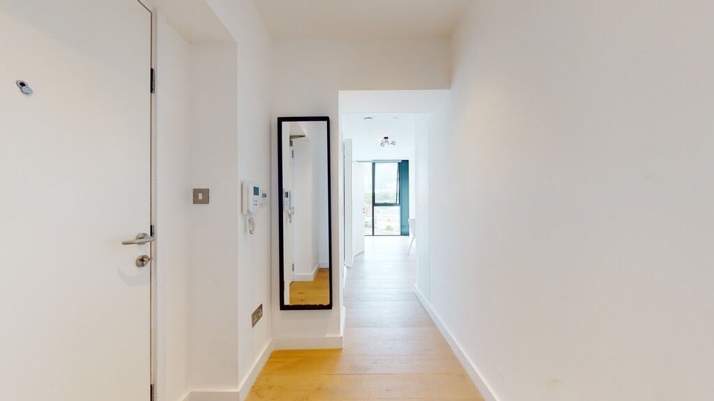 Flat Highgate Hill in Greater London
