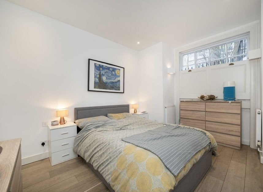 Flat Grafton Terrace in Greater London