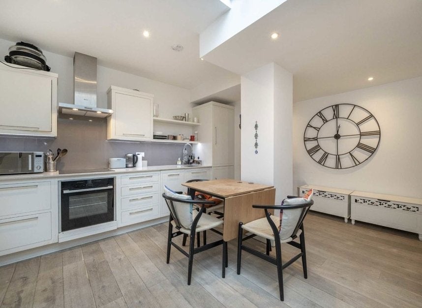 Flat Grafton Terrace in Greater London