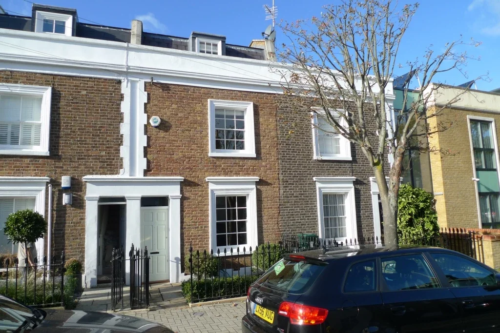 House Old York Road in Greater London