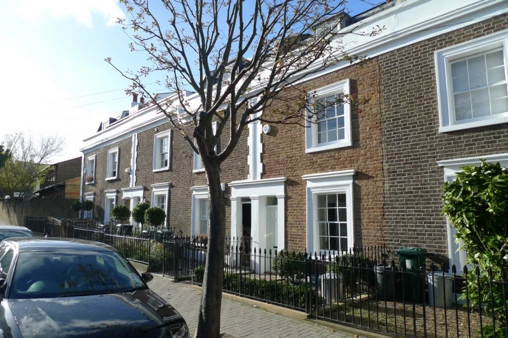House Old York Road in Greater London