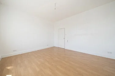 Flat Penge Road in Greater London