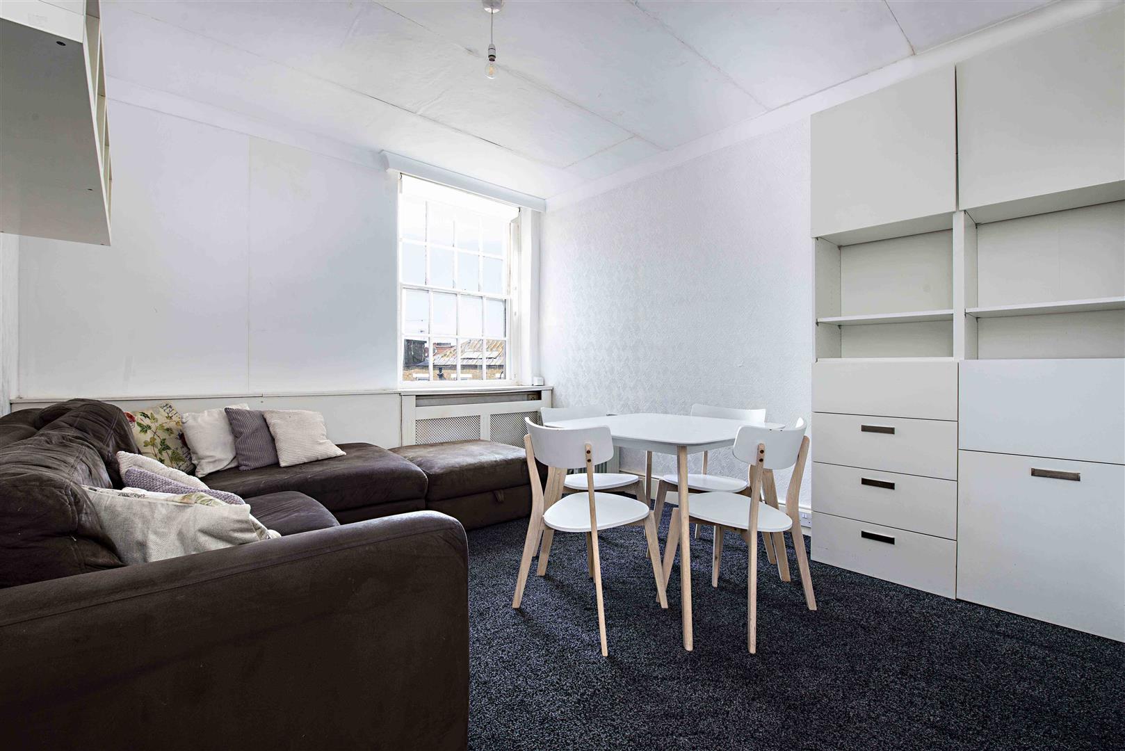 Flat Lancaster Street in Greater London