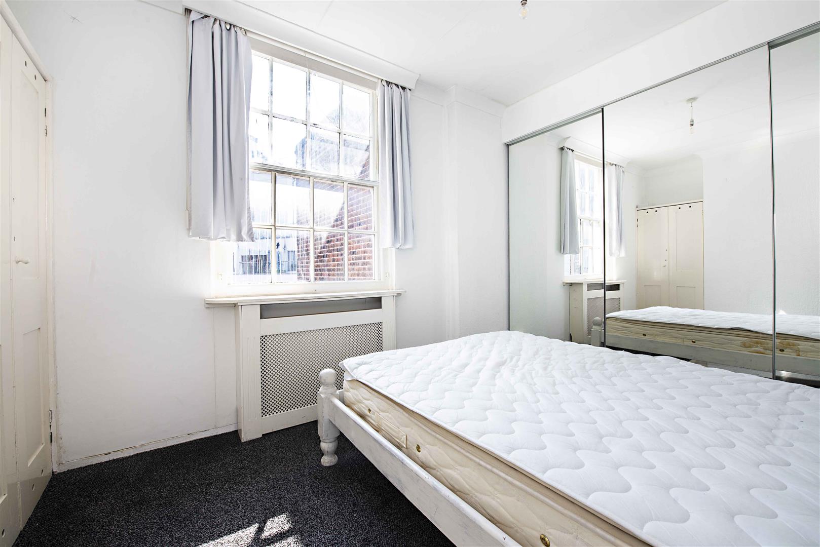 Flat Lancaster Street in Greater London