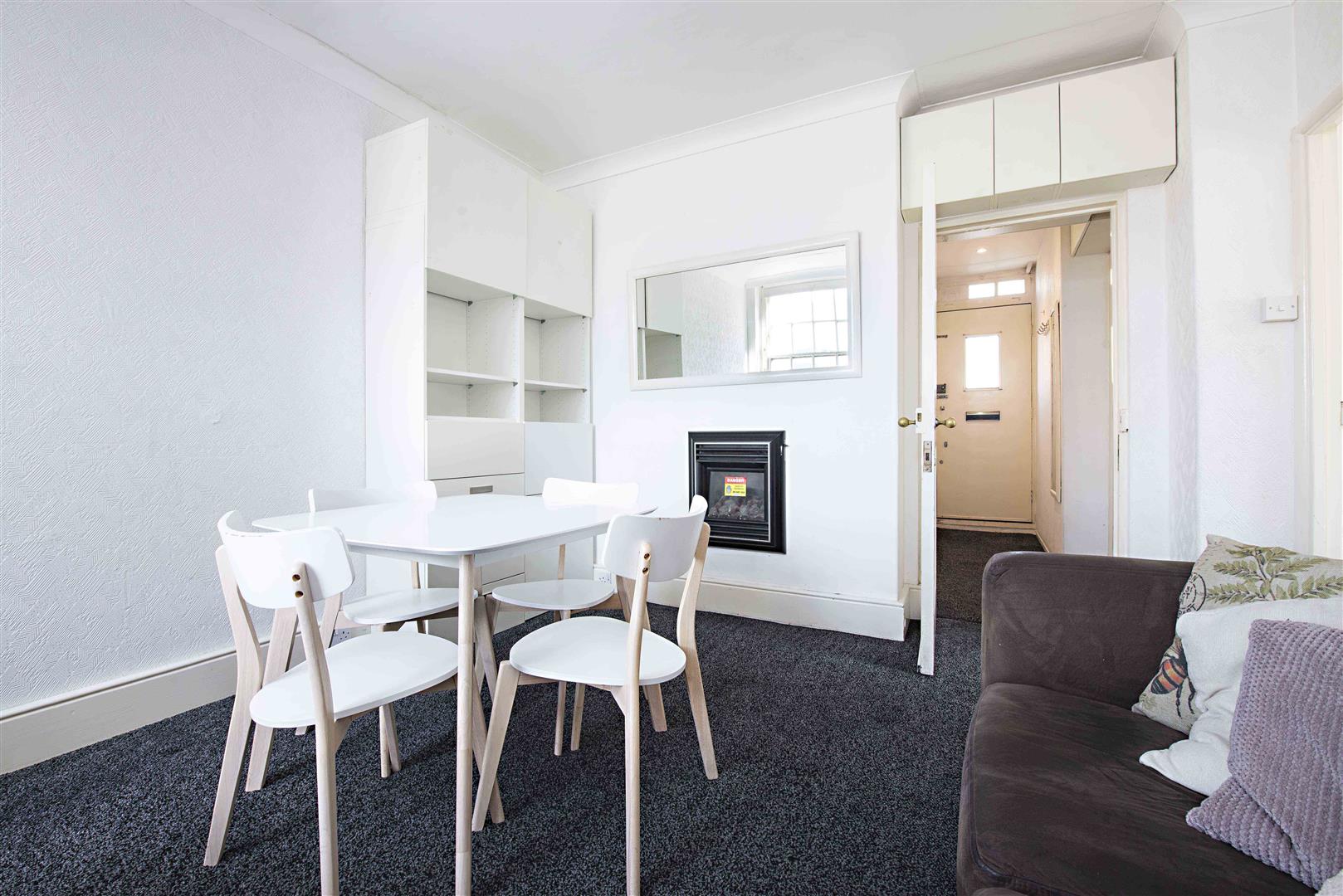 Flat Lancaster Street in Greater London