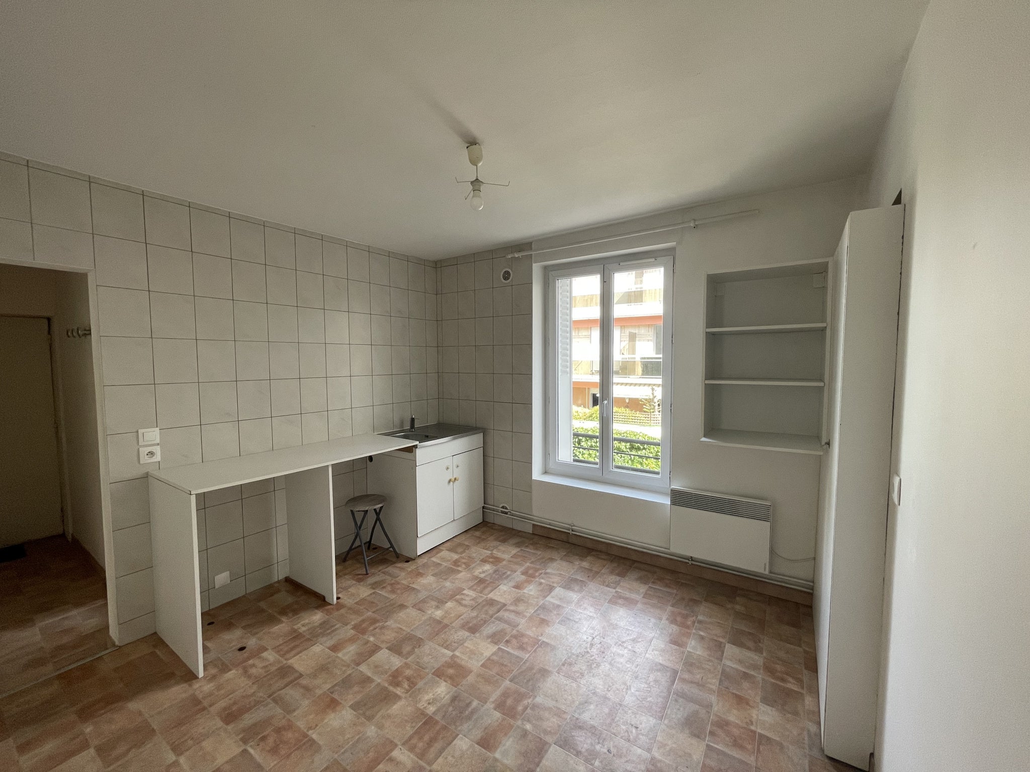 Flat Rue Paul Doumer in Enghien-les-Bains