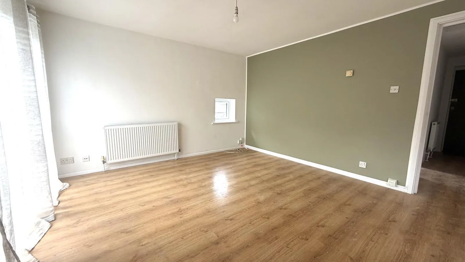 Flat Gloucester Road in Bristol