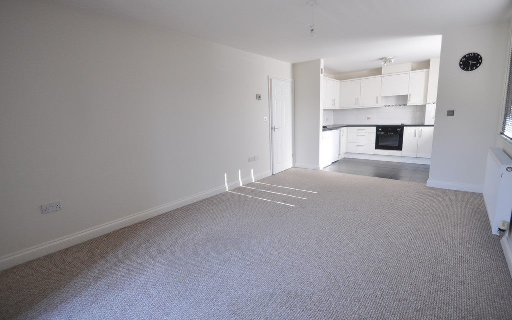 Flat Templewood Court in Hadleigh