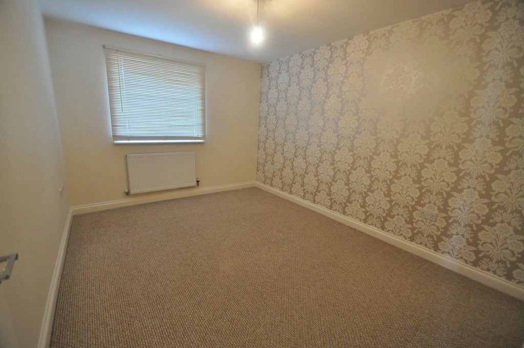 Flat Templewood Court in Hadleigh
