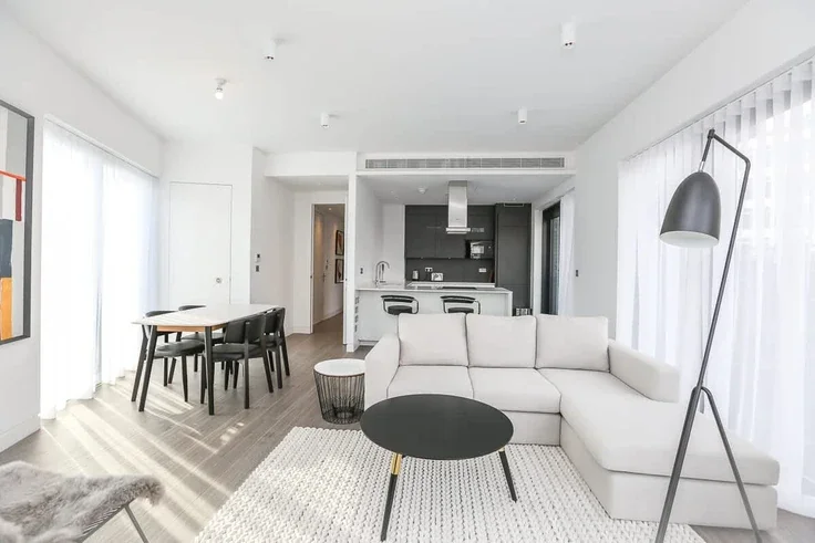 Flat King John Court in Greater London