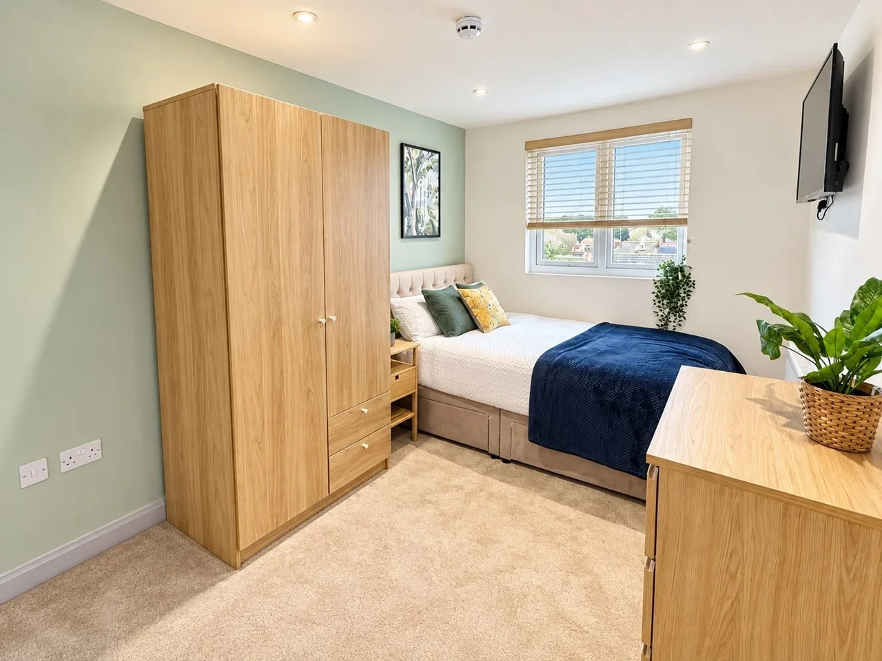Room St Georges Road in Gillingham