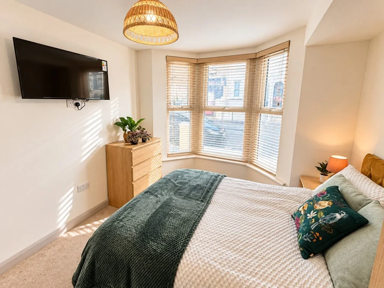 Room St Georges Road in Gillingham