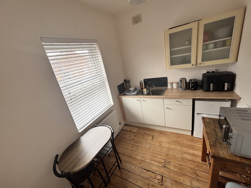 Room Cowesby Street in Manchester