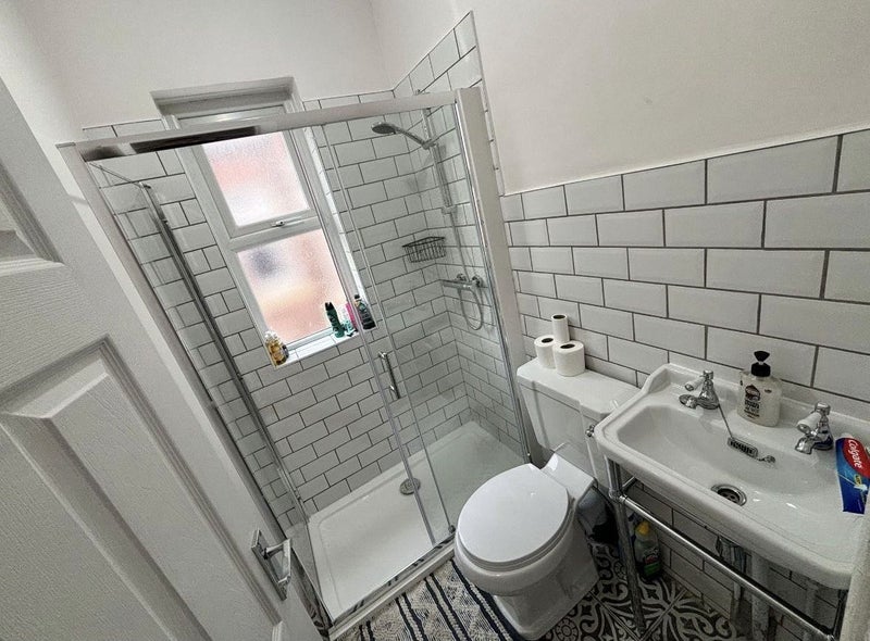 Room Cowesby Street in Manchester