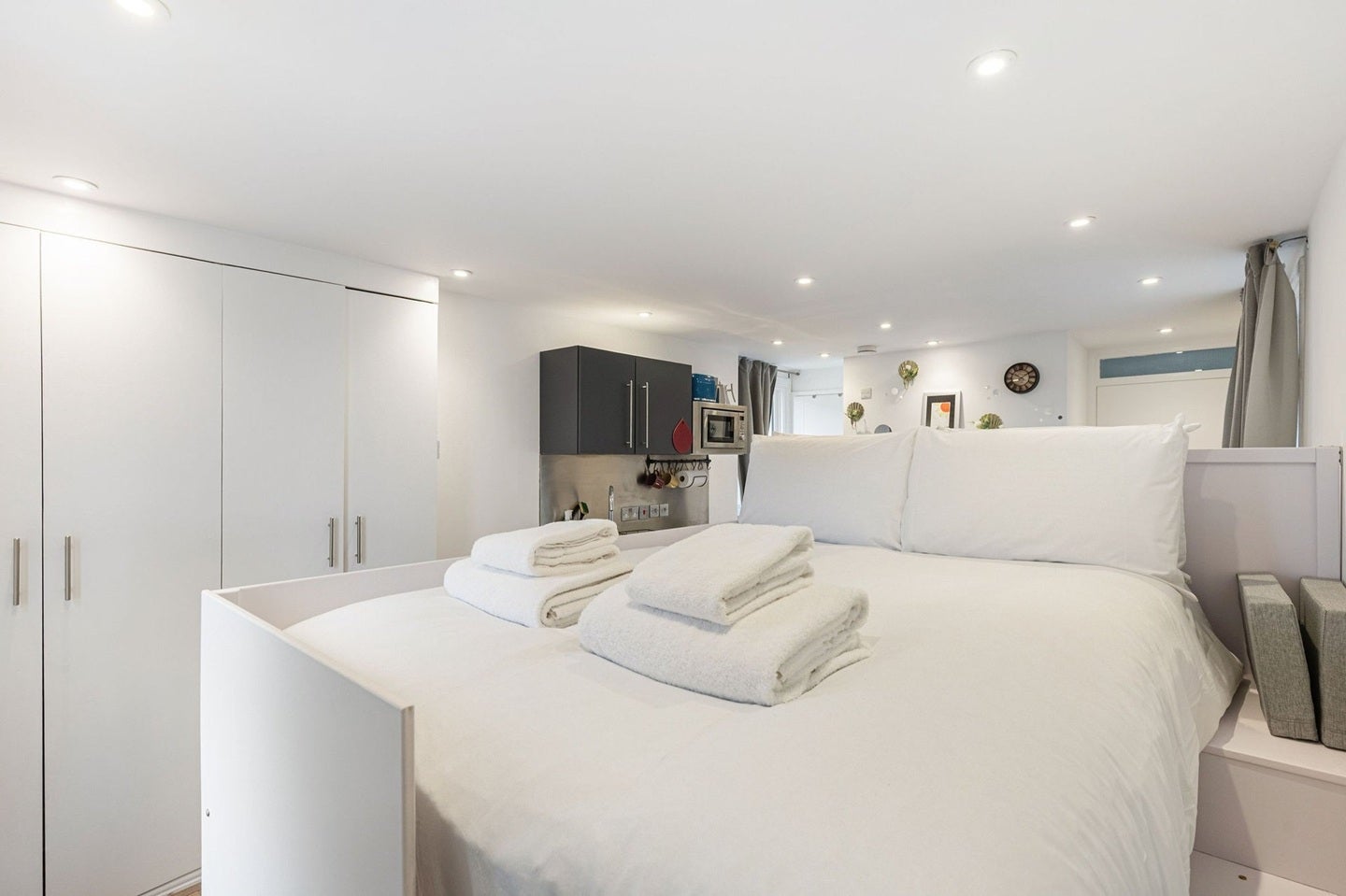 Flat Stamford Brook Road in Greater London
