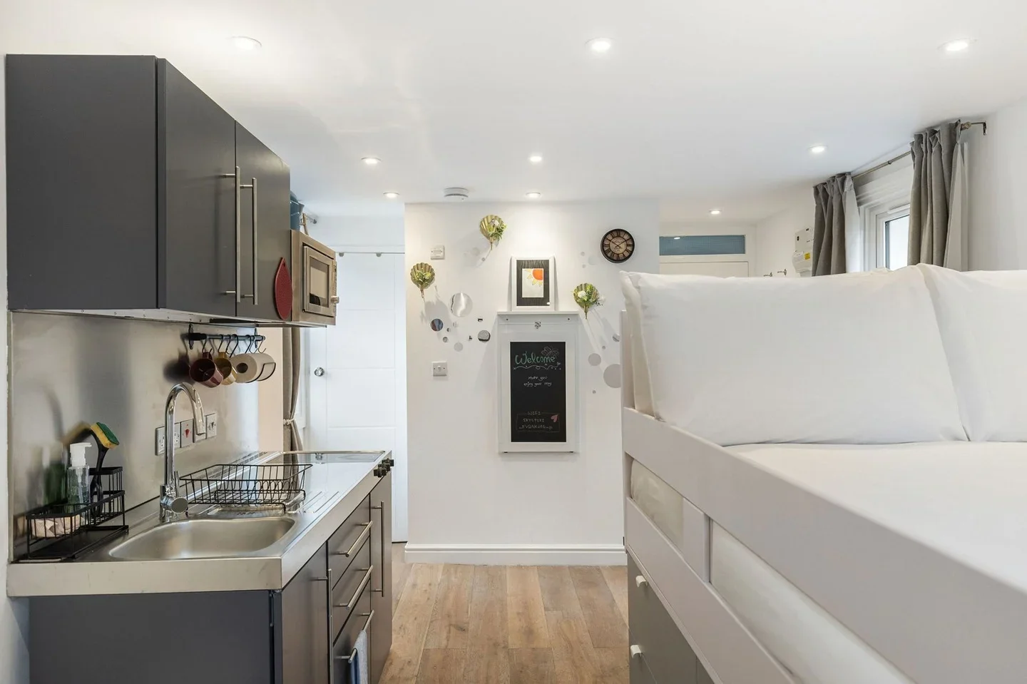 Flat Stamford Brook Road in Greater London