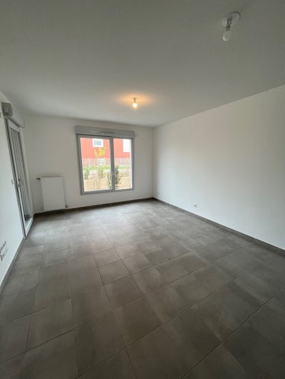 Flat Rue du Renouveau in Brignais