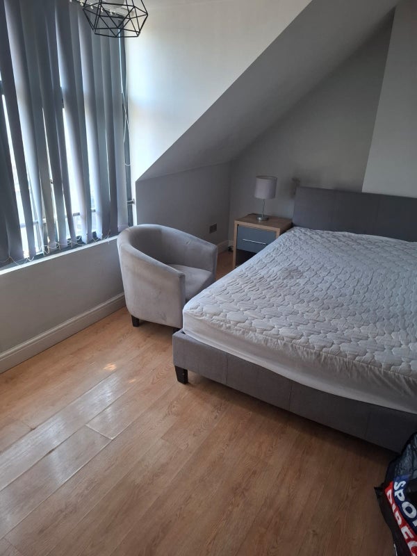 Room Hagley Road in Birmingham