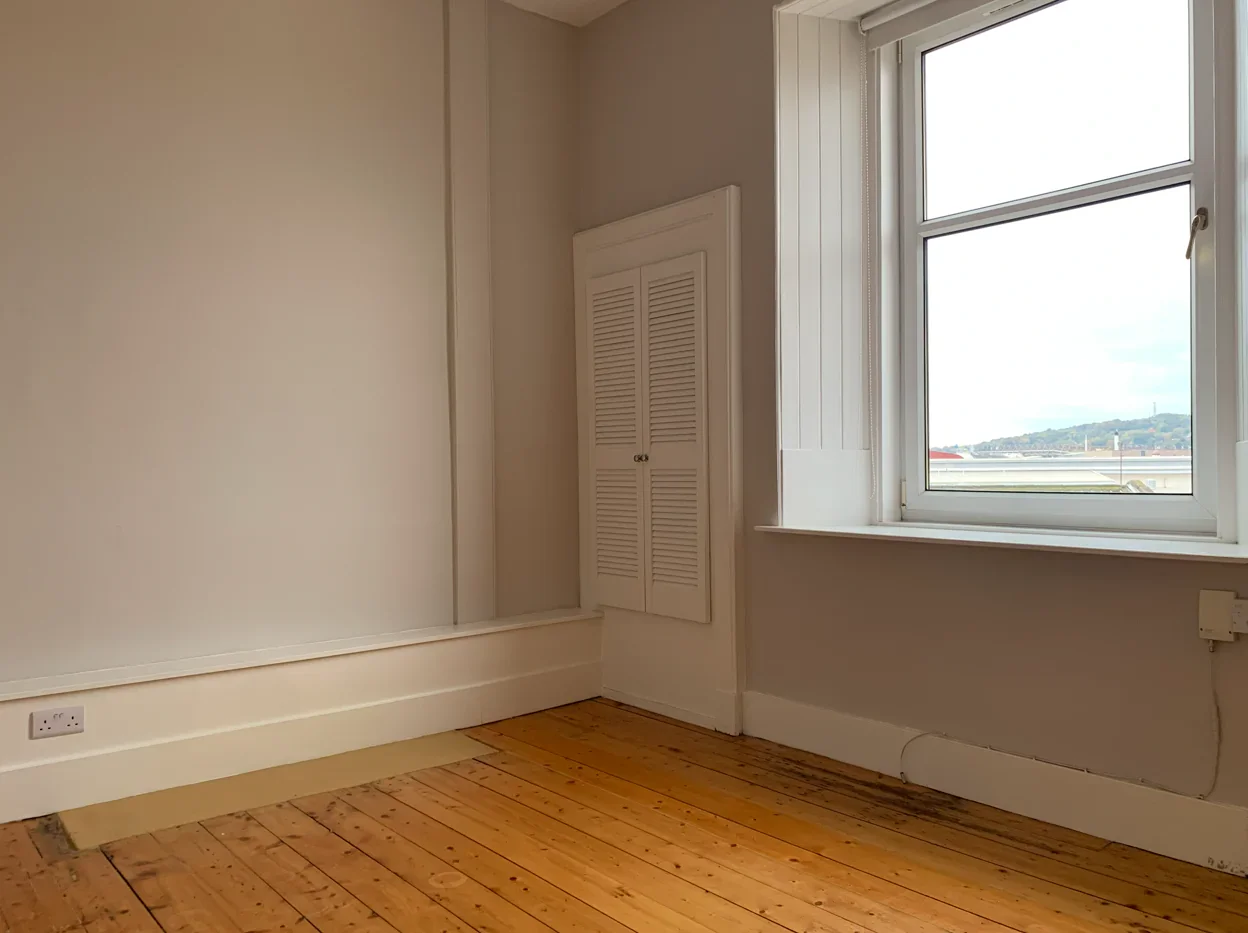 Flat Gorgie Road in City of Edinburgh