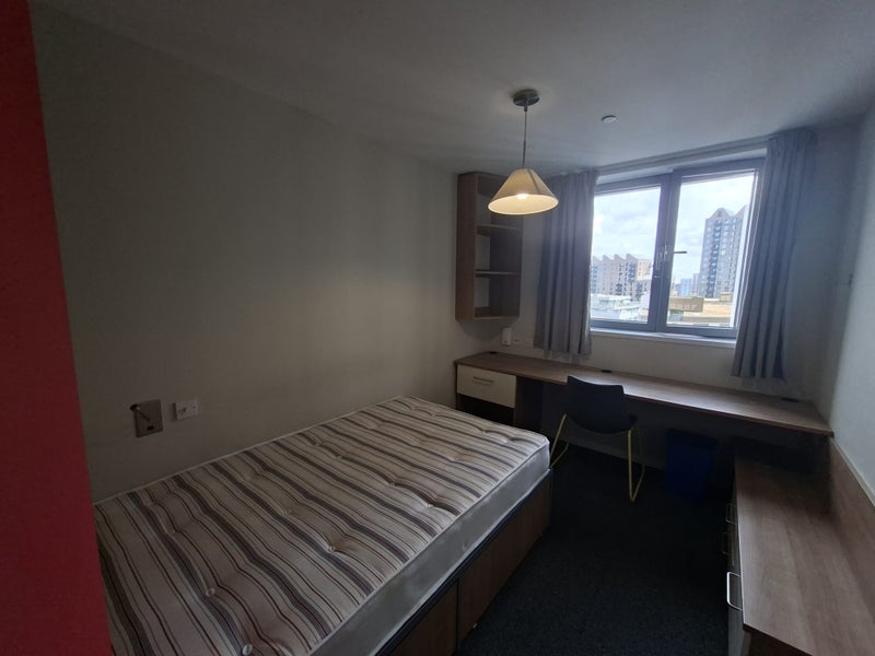 Room Lebus Street in Greater London