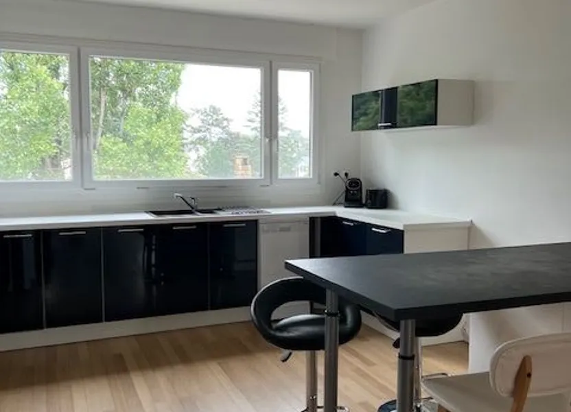 Room Chemin de la Sauvegarde in Écully