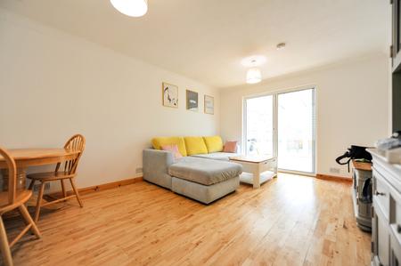 House Ruskin Way in Greater London