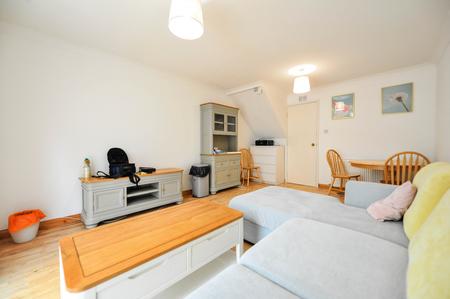 House Ruskin Way in Greater London