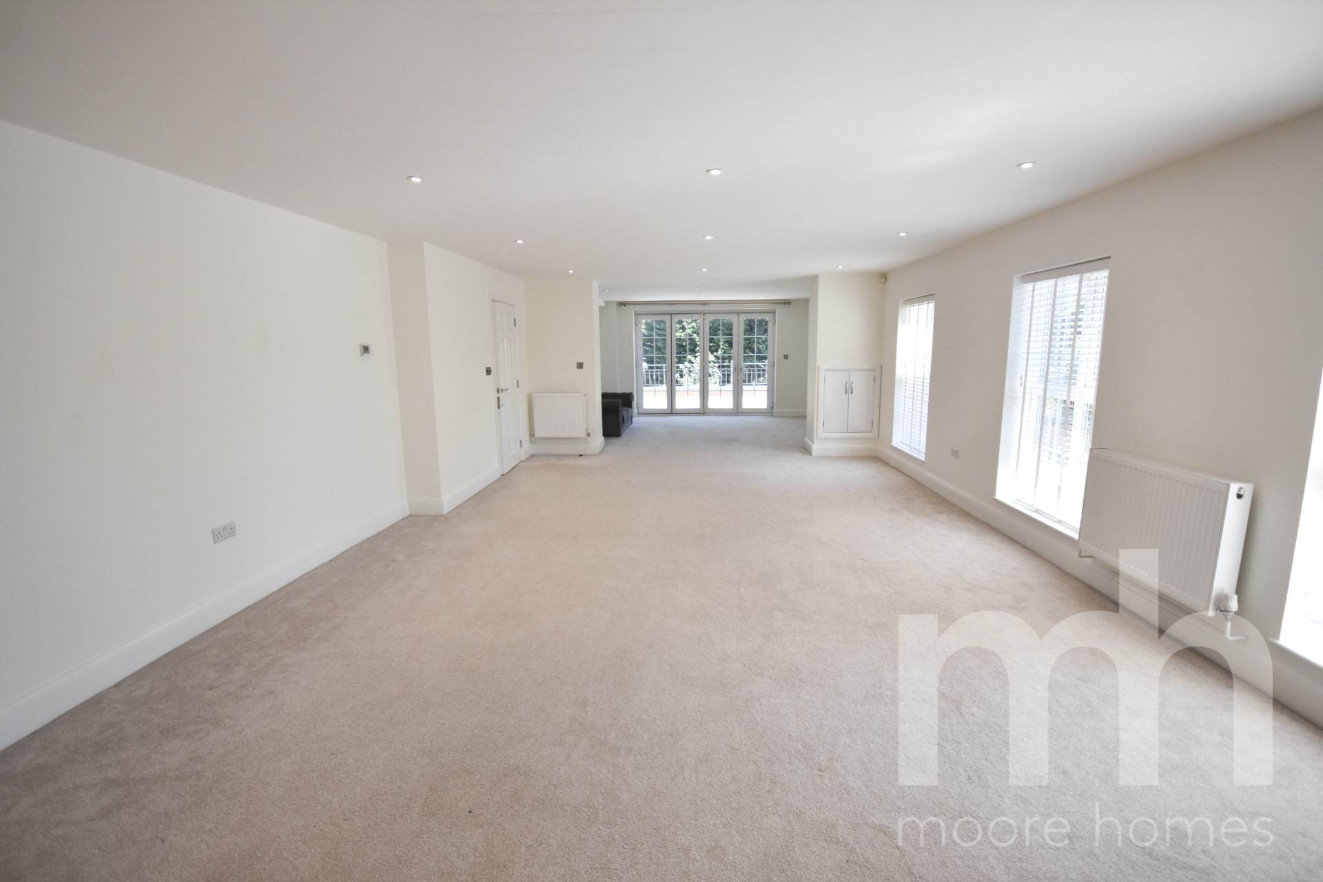 Flat Park Lane in Poynton