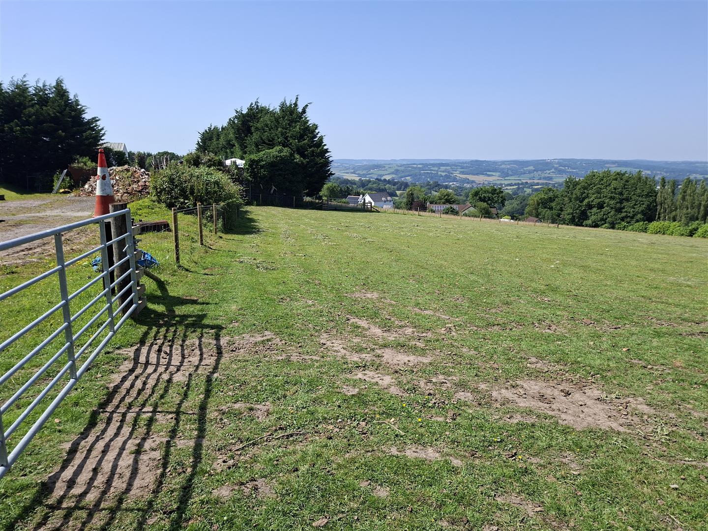 Flat Crewkerne Road in East Devon
