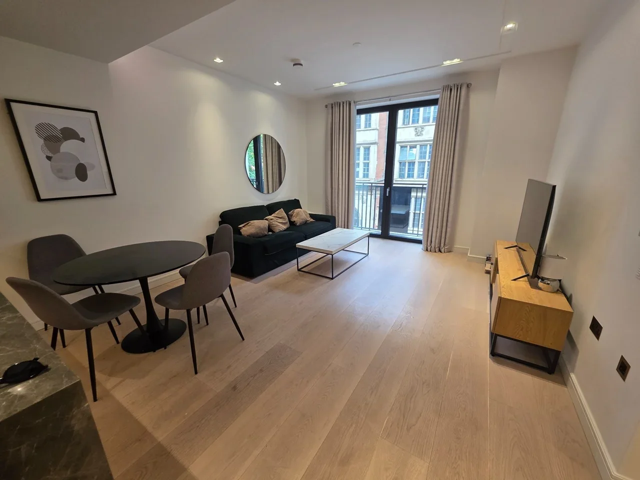 Flat Portugal Street in City of Westminster