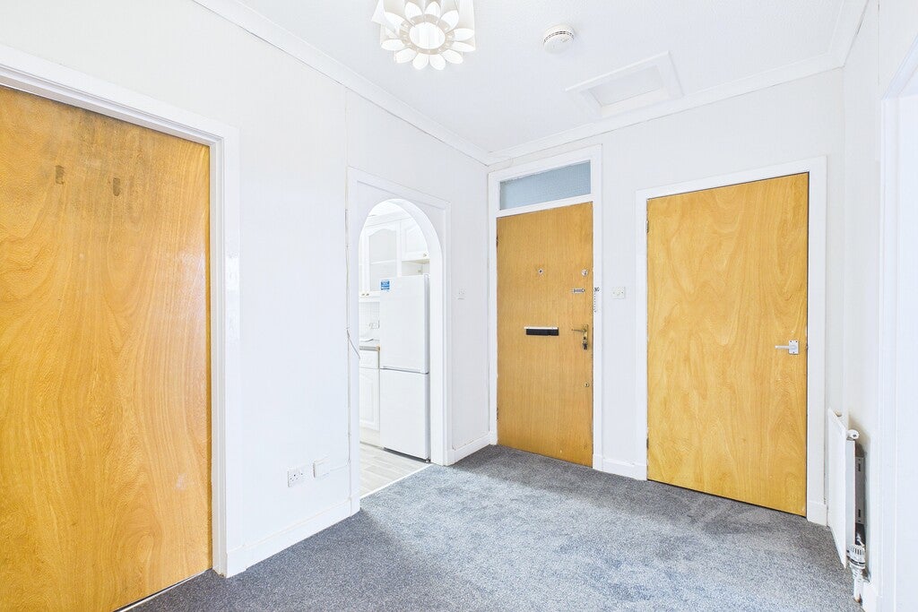 Flat Kilbowie Road in Clydebank