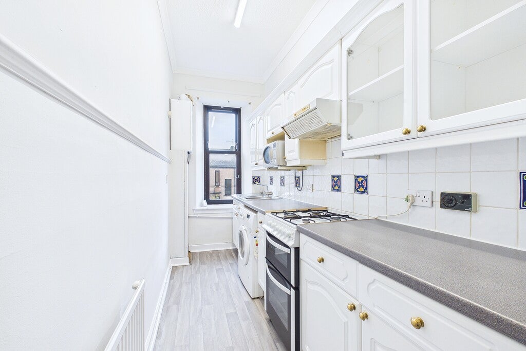 Flat Kilbowie Road in Clydebank