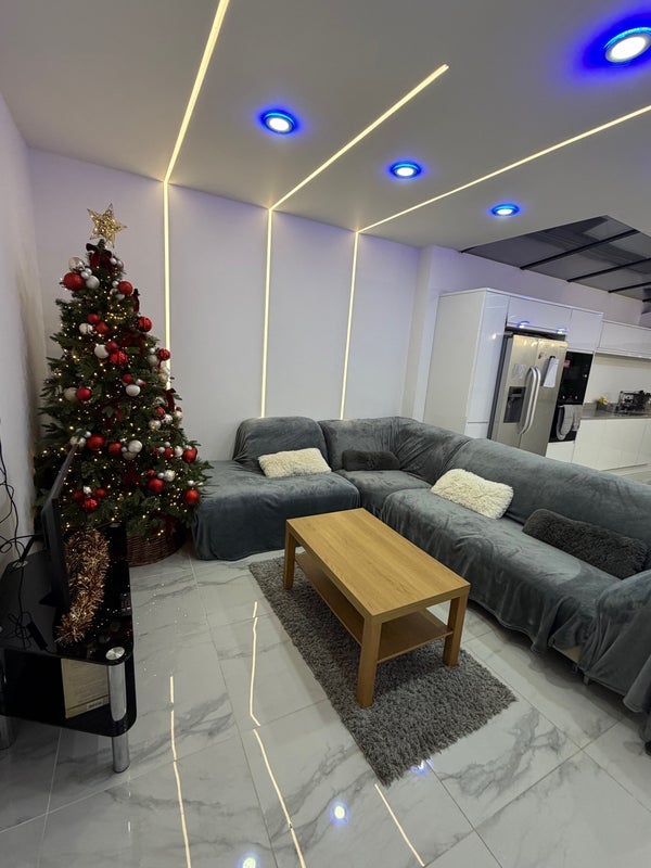 Room Torrens Road in Greater London