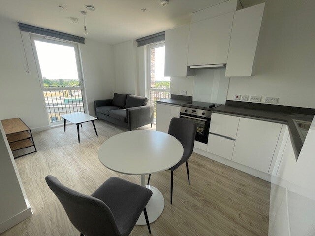 Flat Griffiths Close in Birmingham