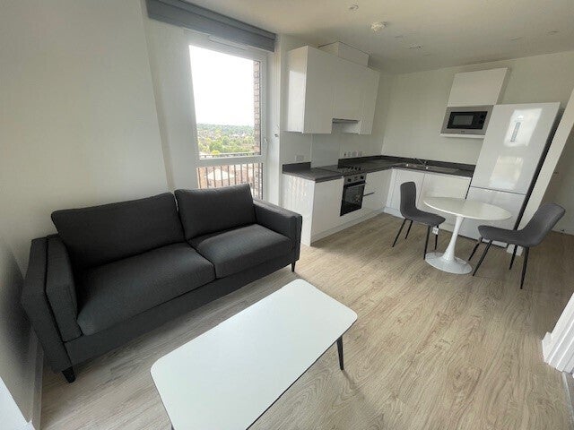 Flat Griffiths Close in Birmingham