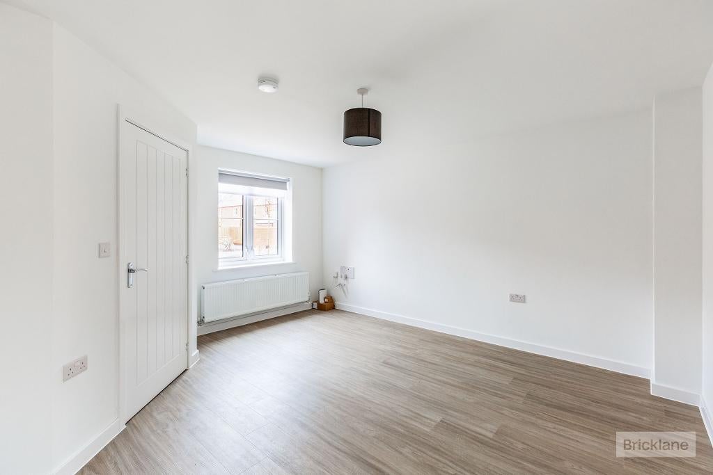 House Reynard Way in Northampton