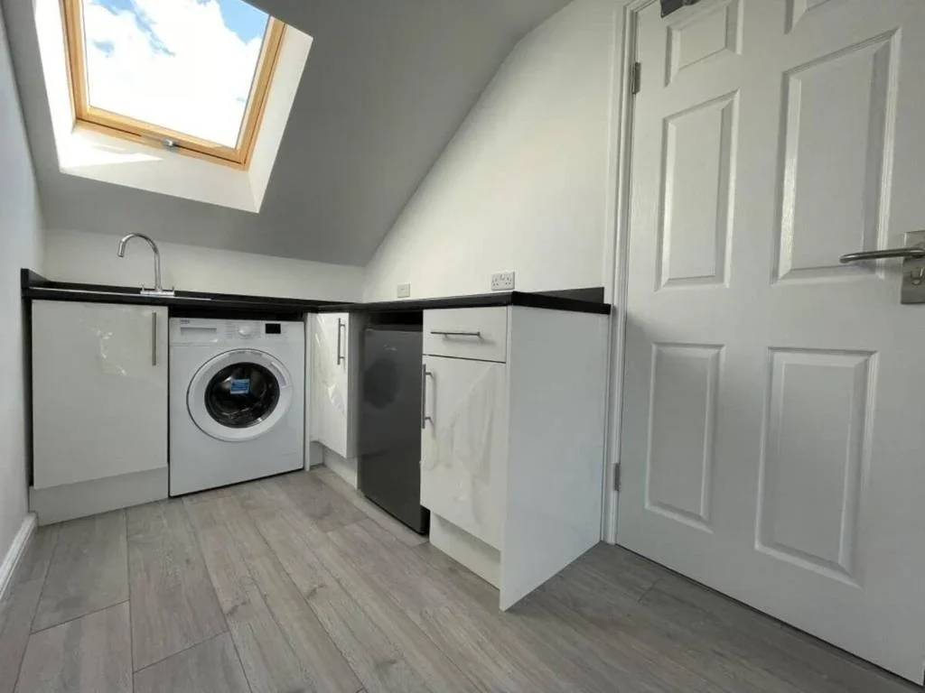 Room Fremantle Road in Greater London