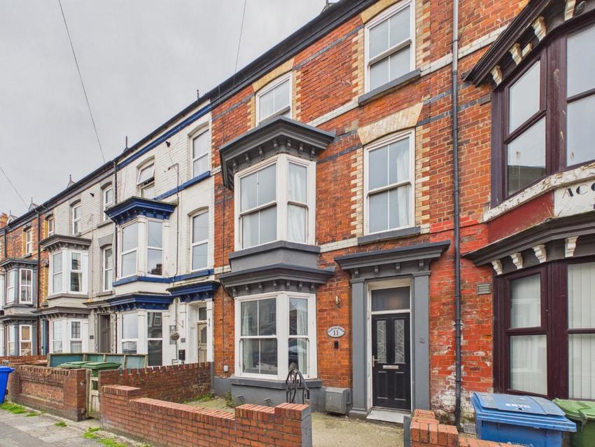 House Windsor Crescent in Bridlington