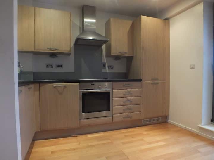 Flat Devonport Street in Greater London