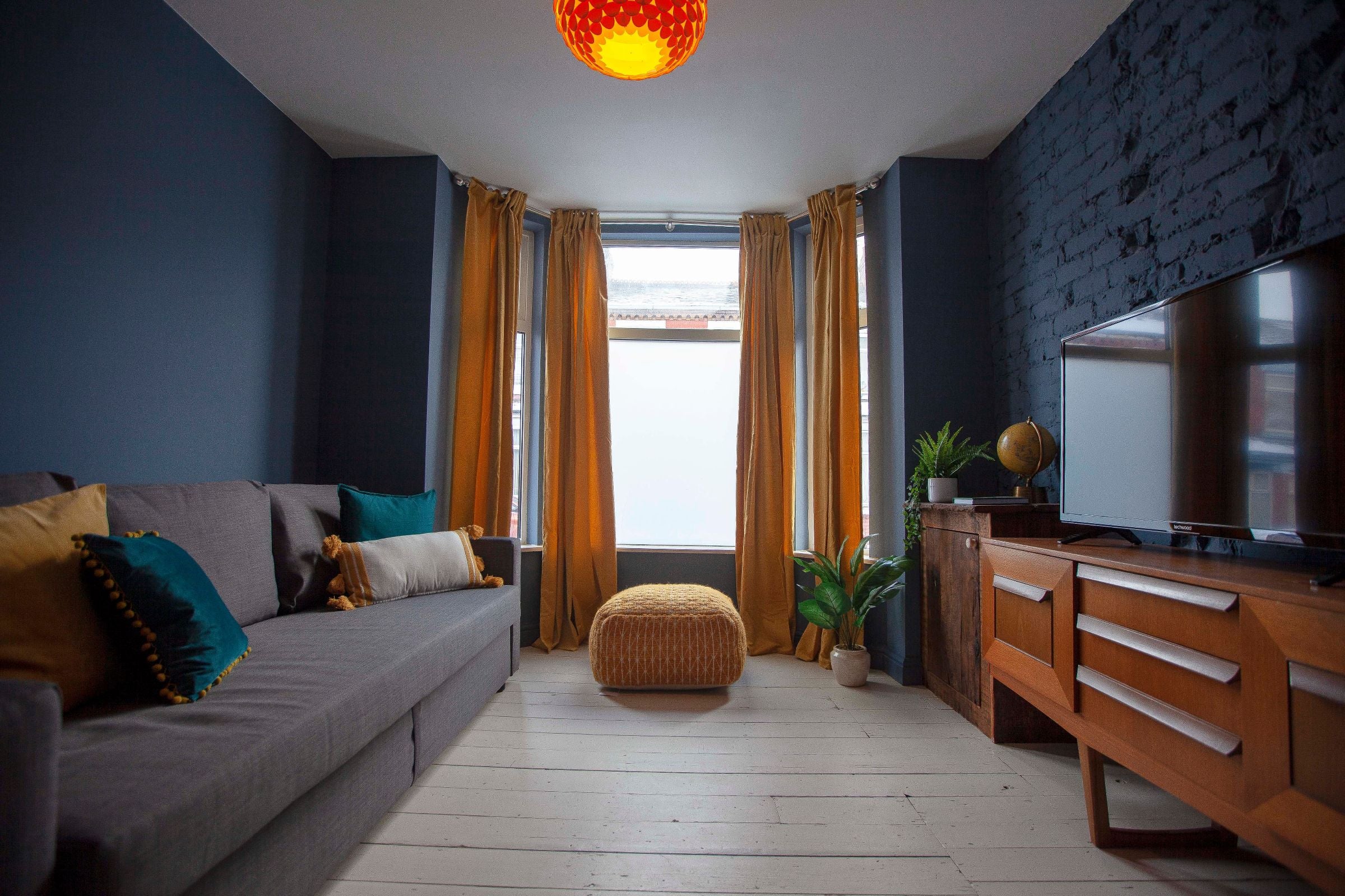 Room Ruskin Avenue in Manchester