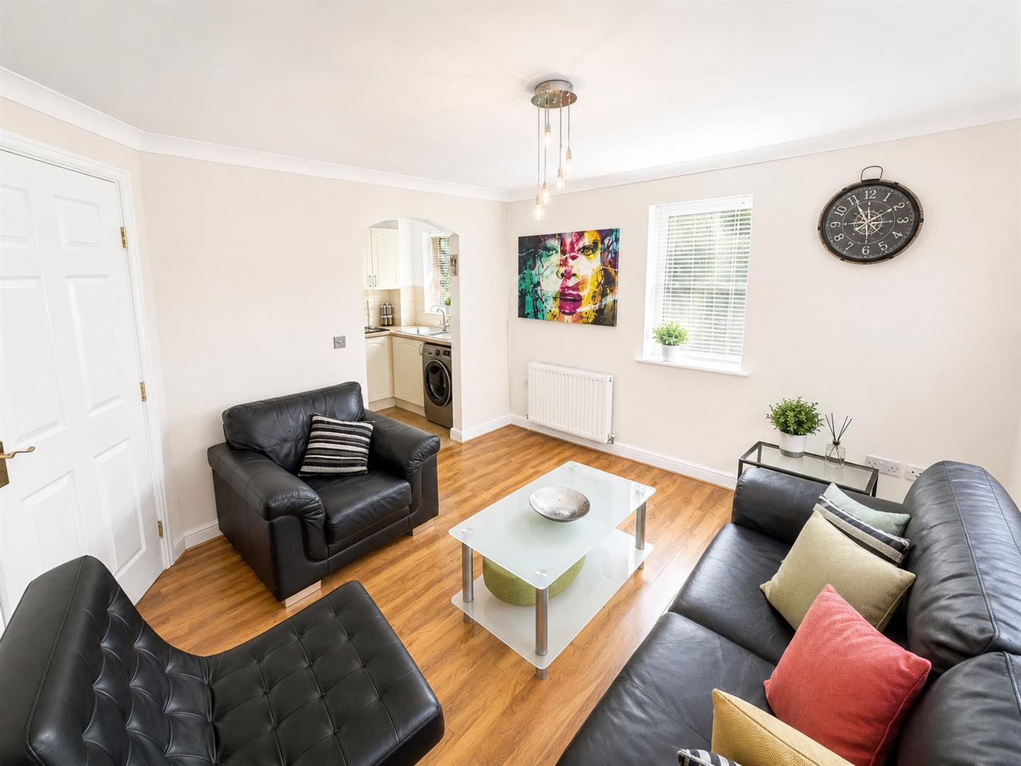 Flat Caspian Way in Purfleet-on-Thames