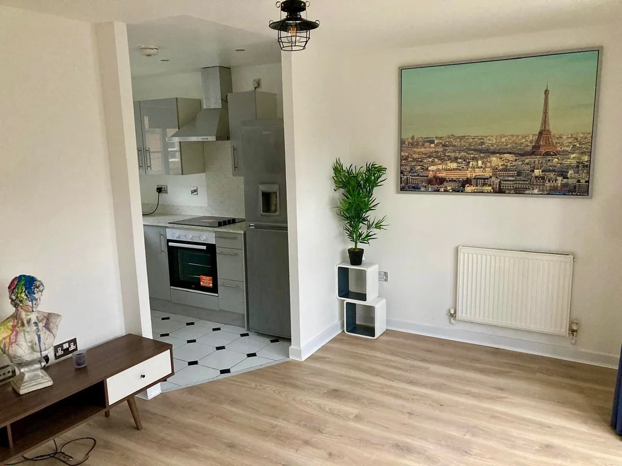 Flat Pascal Mews in Greater London