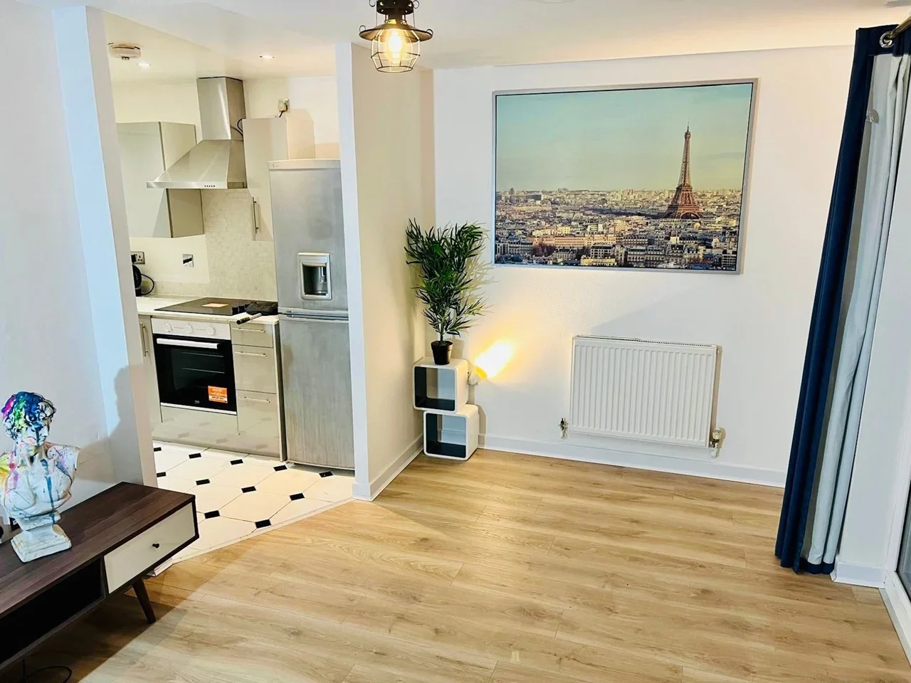 Flat Pascal Mews in Greater London