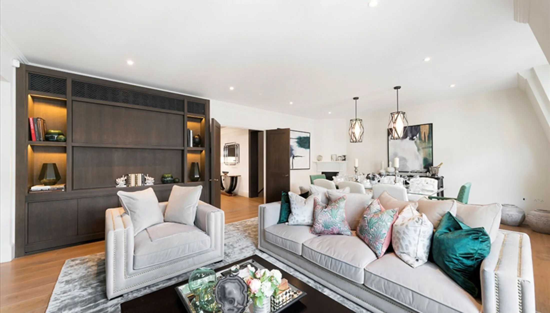 Flat Duke Street in City of Westminster