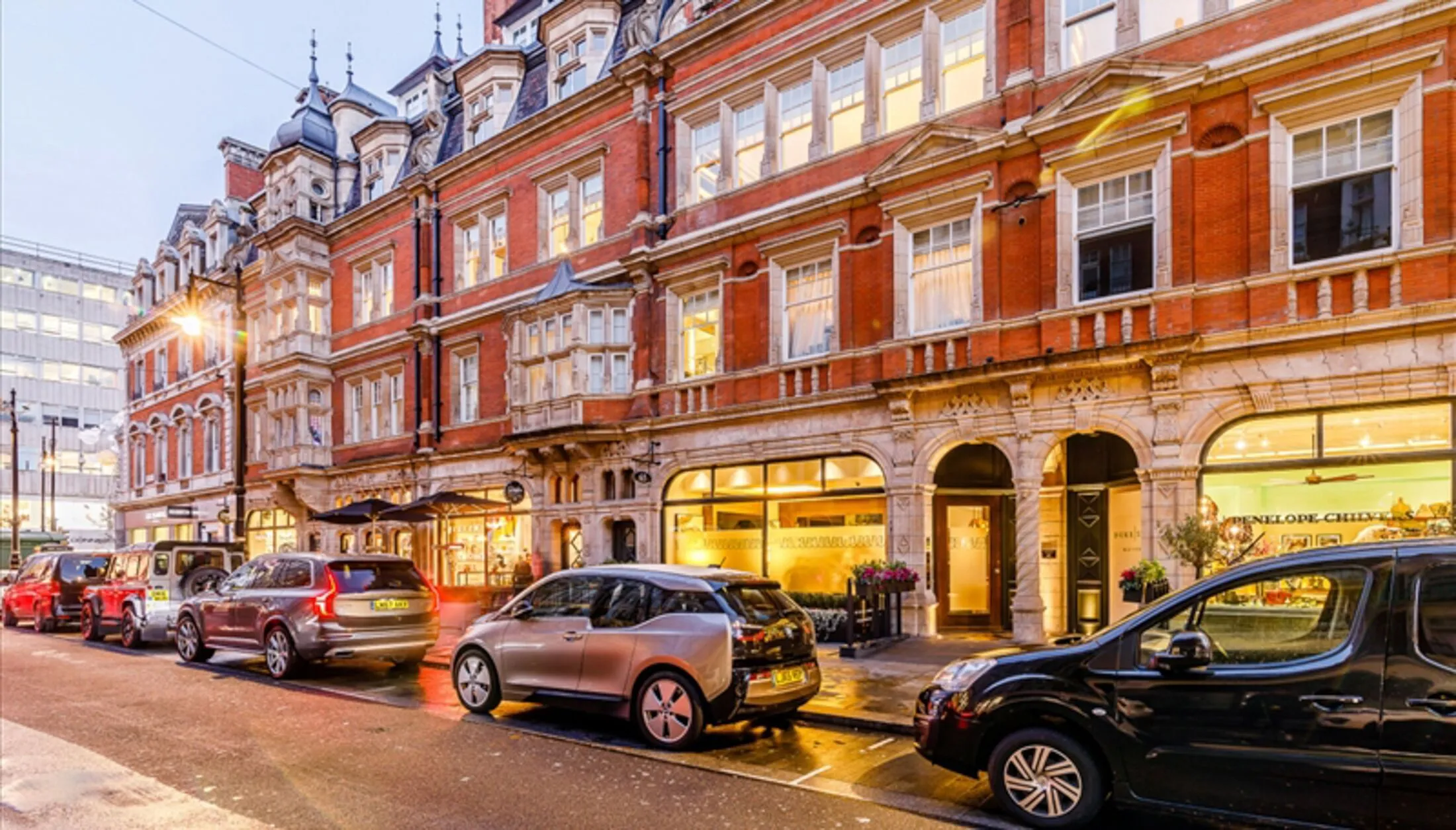Flat Duke Street in City of Westminster