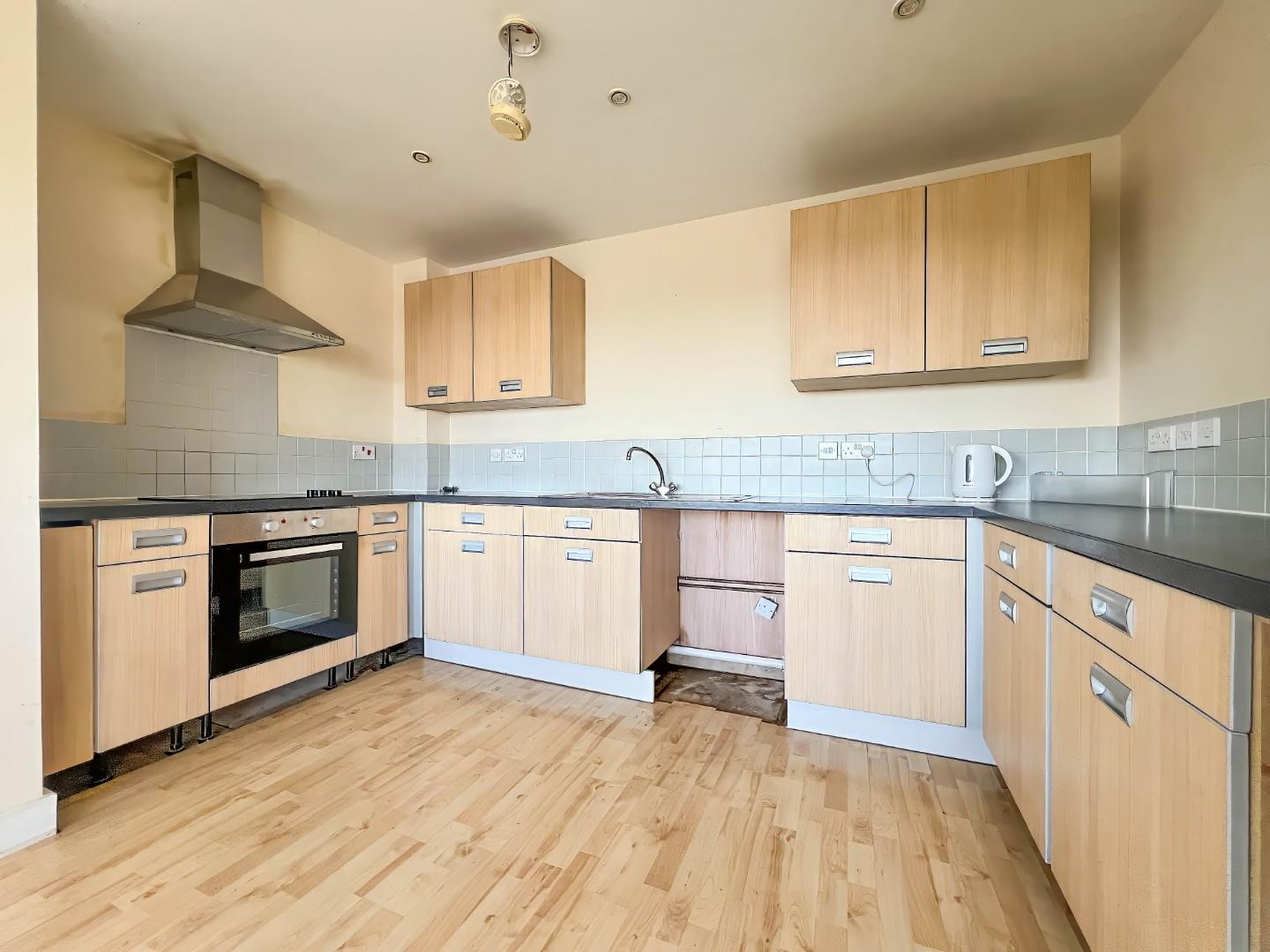 Flat Oundle Road in Peterborough