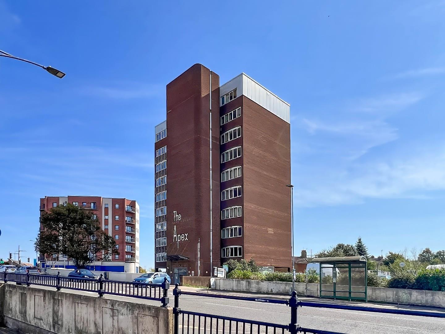 Flat Oundle Road in Peterborough