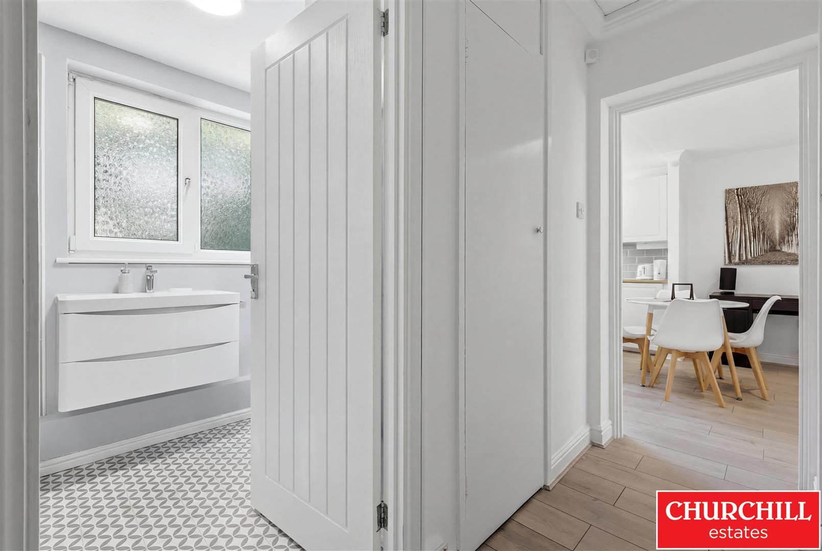 House Gardner Close in Greater London