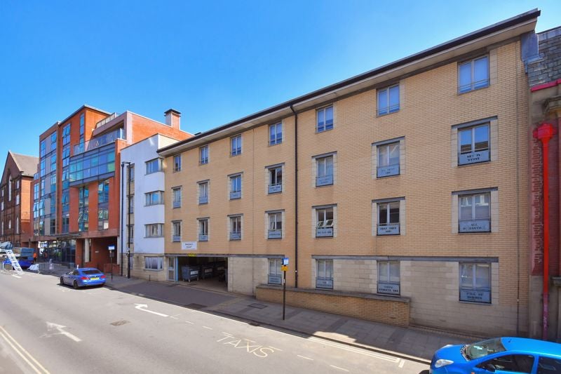 Flat Rockingham Street in Sheffield